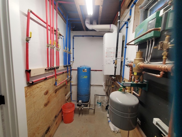 1761 US Route 2, East Montpelier, VT 05651 - utility room featuring water heater