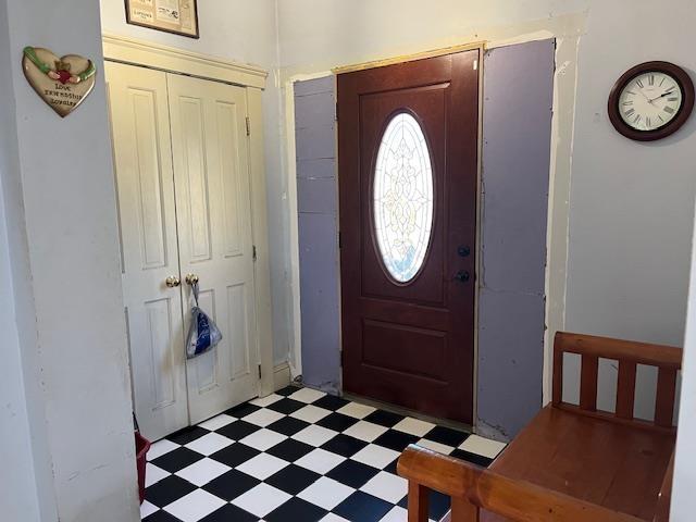 foyer with light floors
