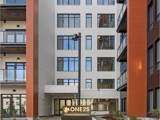 125 Cambrian Way Unit 605, Burlington, VT 05401 - view of apartment building / complex