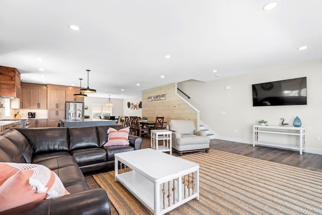 70 Sunset Dr, Belmont, NH 03220