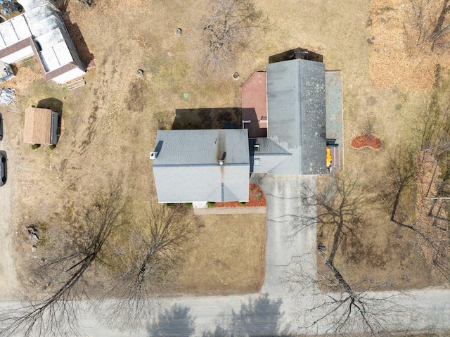 aerial view of property and surrounding area
