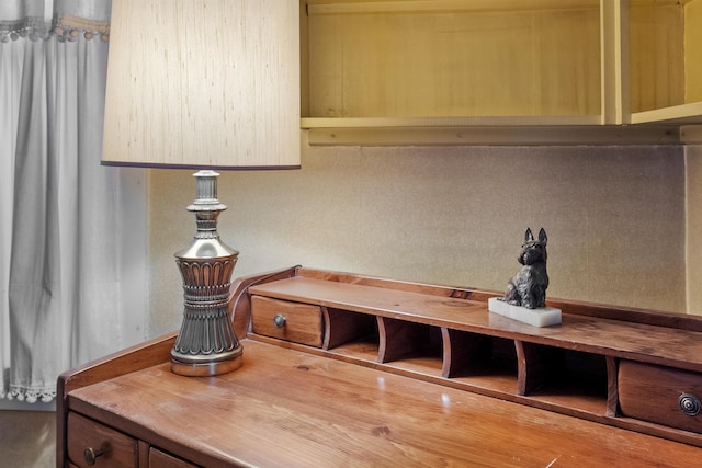 10 Crescent St, Wilton, NH 03086 - interior space