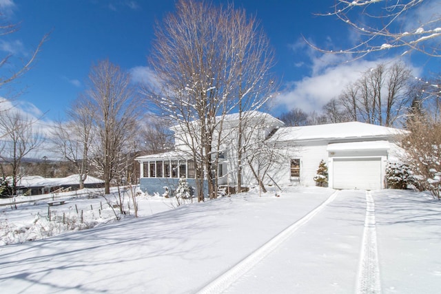 view of front of property featuring an attached garage