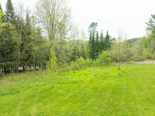 62 Whitcomb Dr, Littleton, NH 03561