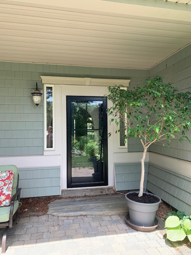view of exterior entry