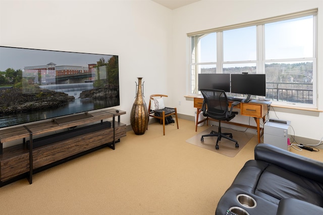 office area with carpet and plenty of natural light