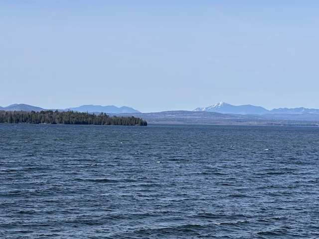 41 Lake Dr, South Hero, VT 05486