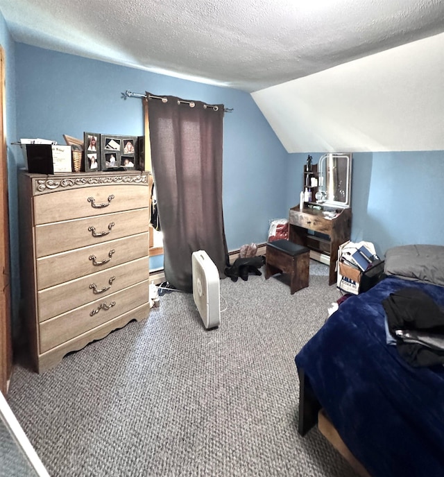 14 Summer St, Northumberland, NH 03582 - carpeted bedroom featuring lofted ceiling and a textured ceiling