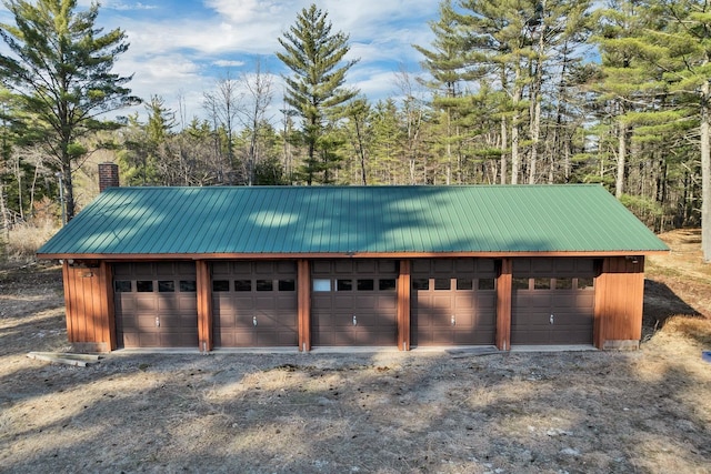 view of detached garage