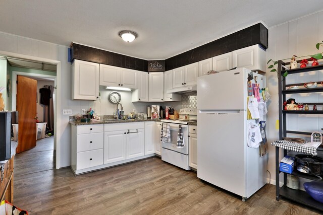 35 Meadow Ln, Castleton, VT 05732