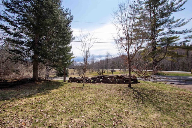 3 Cross Rd, Cabot, VT 05647