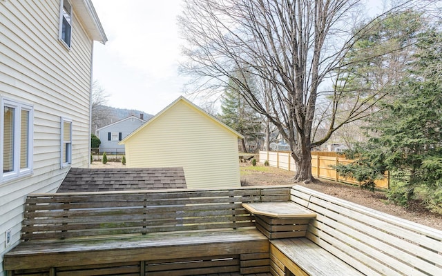 152 E St, Charlestown, NH 03603 - deck with fence