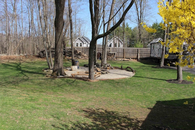 view of yard with fence
