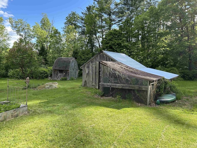 526 NW Rd, Canterbury, NH 03224 - view of grassy yard
