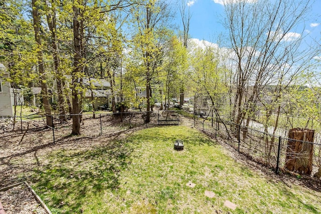 view of yard featuring fence
