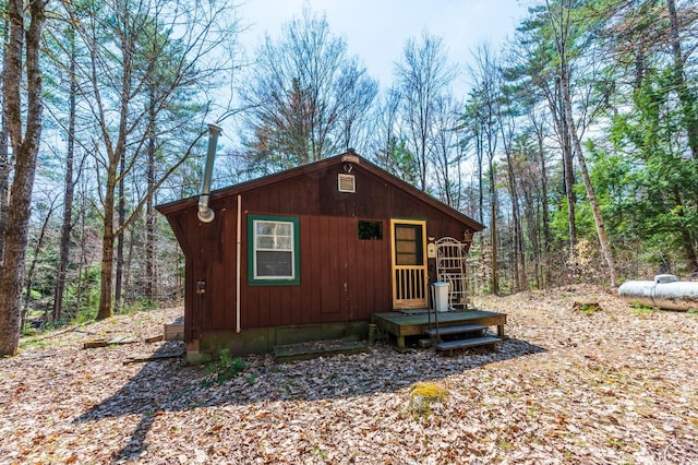 view of outbuilding