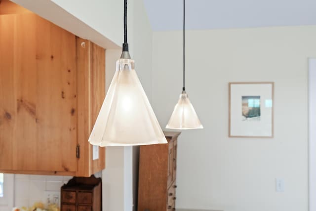 details with hanging light fixtures