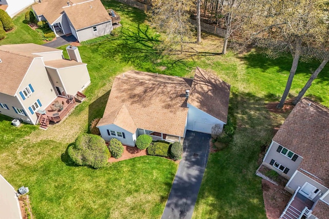 birds eye view of property featuring a residential view