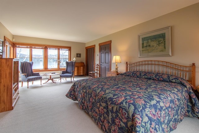 bedroom with carpet