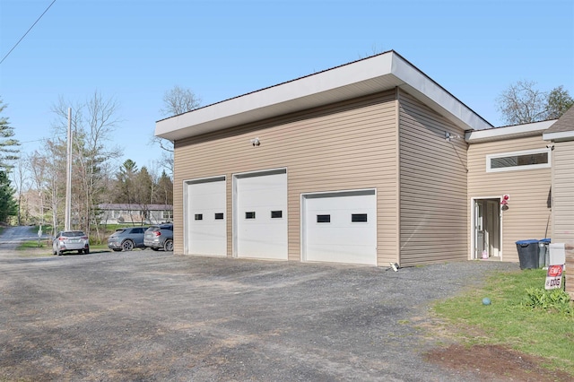 view of detached garage