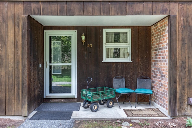 view of property entrance