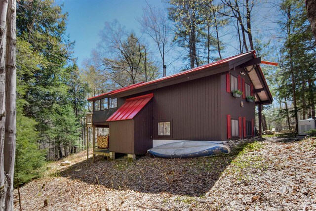 146 Dundee Rd, Bartlett, NH 03845 - view of side of property