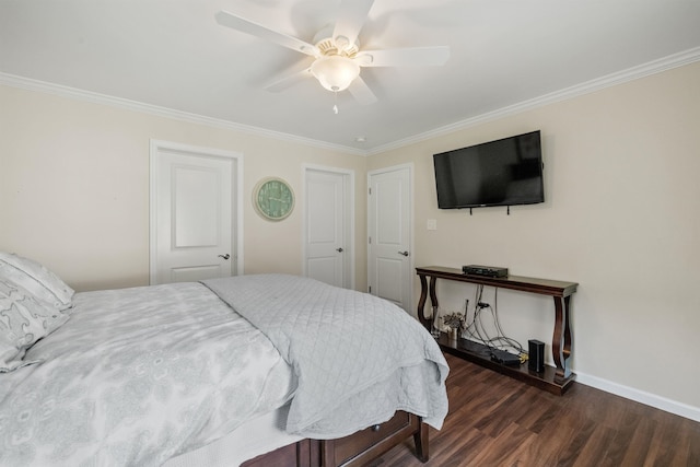 bedroom with ceiling fan, ornamental molding, baseboards, and wood finished floors