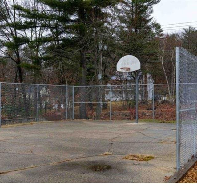 124 Mammoth Rd Unit 206, Hooksett, NH 03106 - view of basketball court with community basketball court