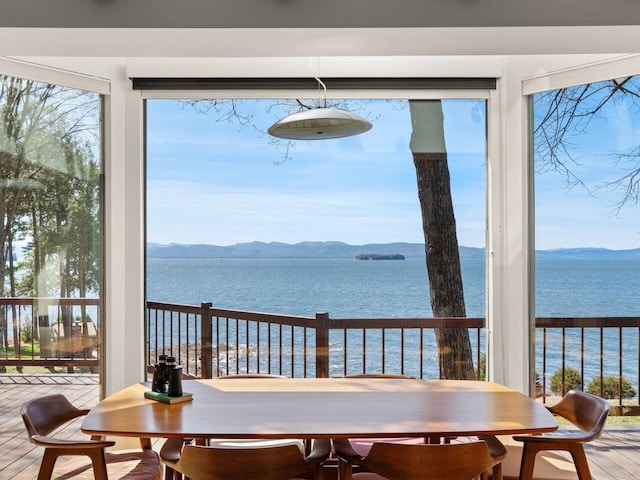 25 Oakledge Dr, Burlington, VT 05401 - dining space with wood finished floors and a water and mountain view