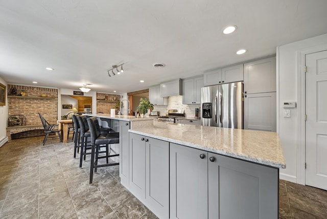 3 Hemlock Hill Dr, Loudon, NH 03307
