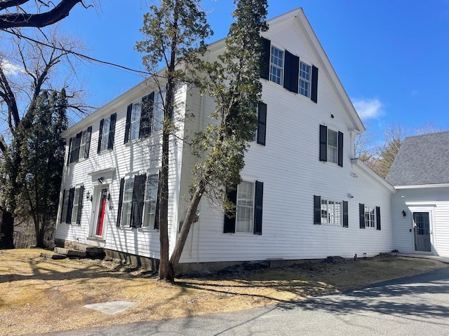 view of property exterior
