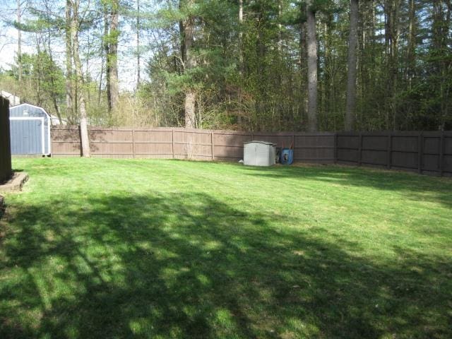 25 Centerview Dr, Swanzey, NH 03446 - view of yard featuring a shed and an outbuilding