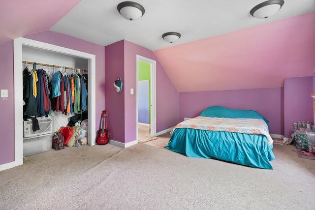 28 Putnam Hill Rd, Lyndeborough, NH 03082 - bedroom featuring carpet floors, lofted ceiling, cooling unit, baseboards, and a closet