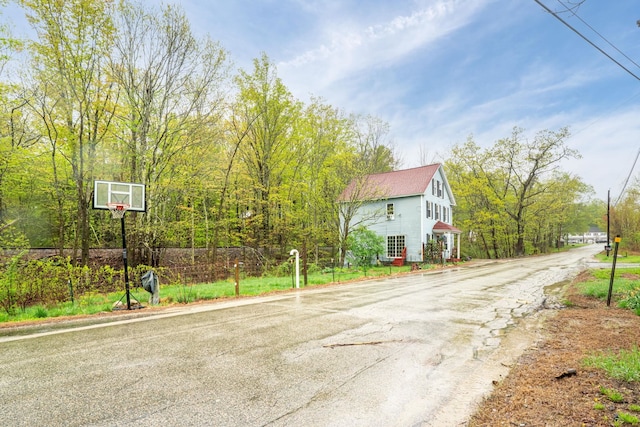 28 Putnam Hill Rd, Lyndeborough, NH 03082 - view of asphalt street