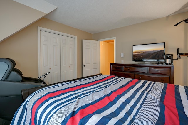 45 Haynesville Ave Unit 3, Conway, NH 03818 - bedroom featuring a closet