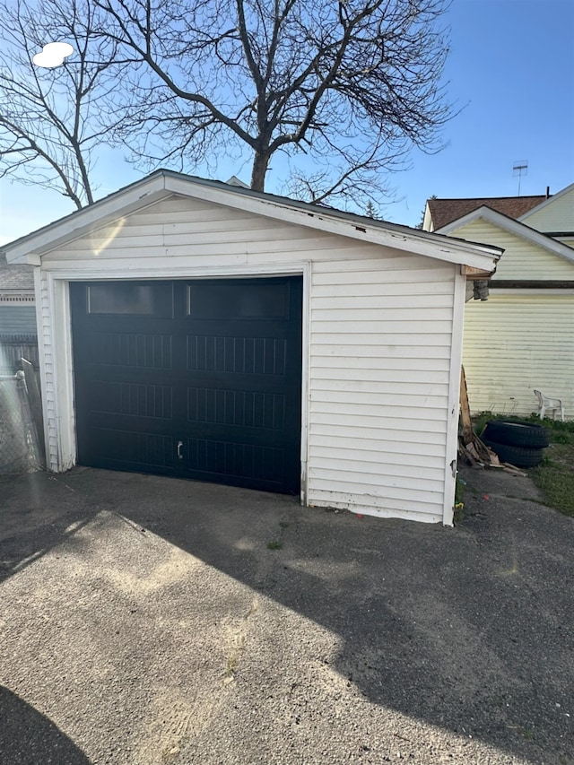 32 Blossom St, Nashua, NH 03060
