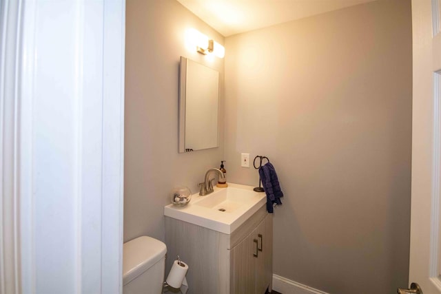 160A N Shore Rd, Derry, NH 03038 - half bath with toilet, vanity, and baseboards