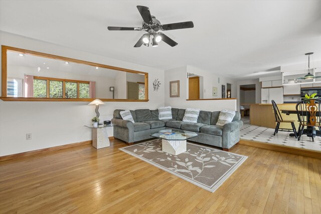 6 Hidden Ranch Dr, Hooksett, NH 03106