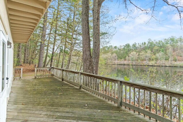 6 Hidden Ranch Dr, Hooksett, NH 03106