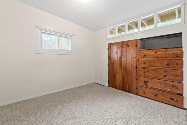 6 Hidden Ranch Dr, Hooksett, NH 03106