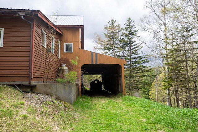 view of property exterior