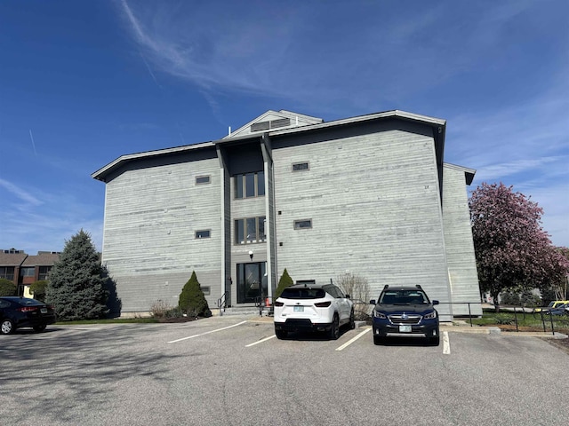 5 Tsienneto Rd Unit 186, Derry, NH 03038 - view of building exterior featuring uncovered parking