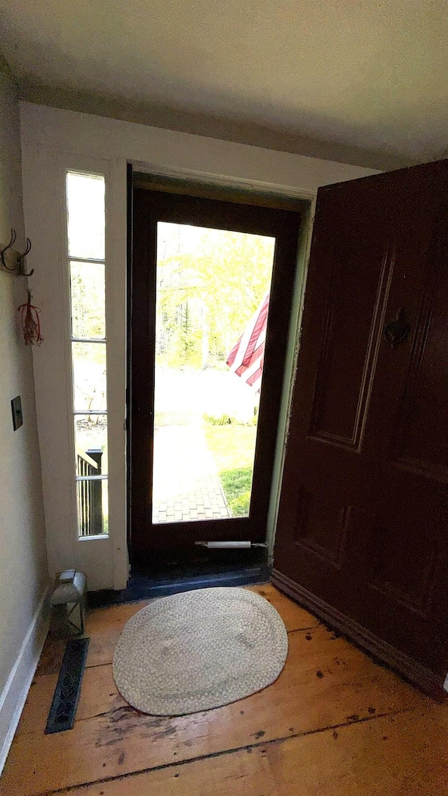 171 Stoneham Rd, Wakefield, NH 03872 - foyer entrance with light wood-type flooring
