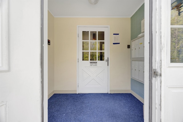 entrance to property with stucco siding