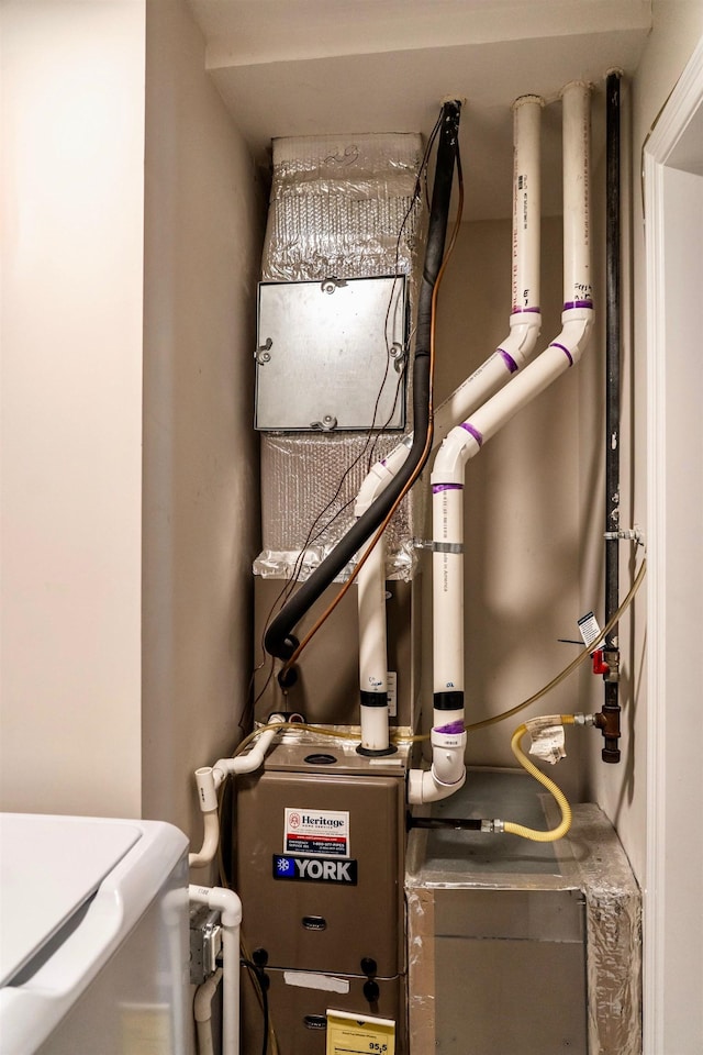 29 Bennett St, Nashua, NH 03064 - view of utility room
