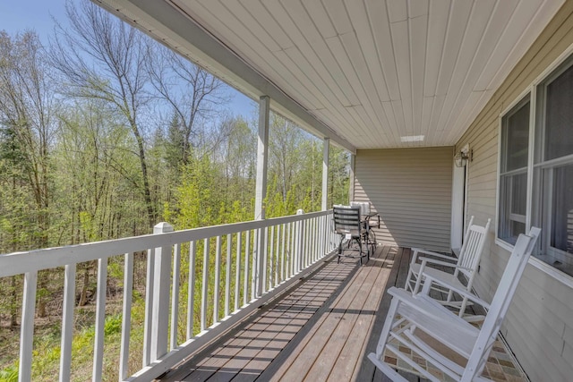 273 Berkshire Rd, Lisbon, NH 03585 - view of wooden porch