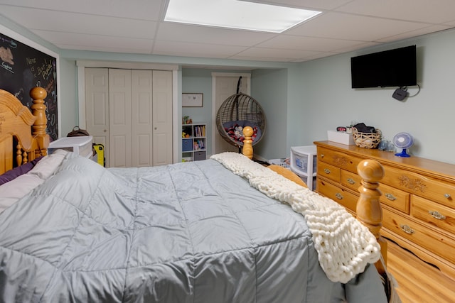 273 Berkshire Rd, Lisbon, NH 03585 - bedroom featuring a drop ceiling and a closet