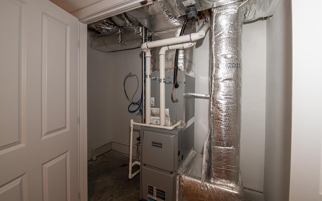41 Winchester Dr, Hampstead, NH 03826 - view of utility room