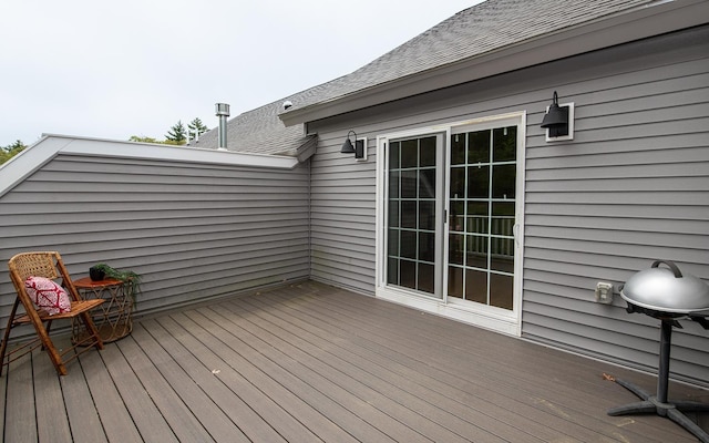 41 Winchester Dr, Hampstead, NH 03826 - view of wooden deck
