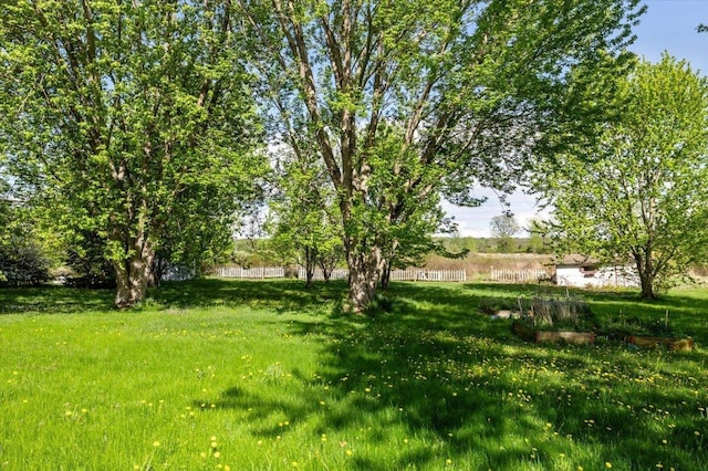 2099 W Shore Rd, Alburgh, VT 05440 - view of green lawn